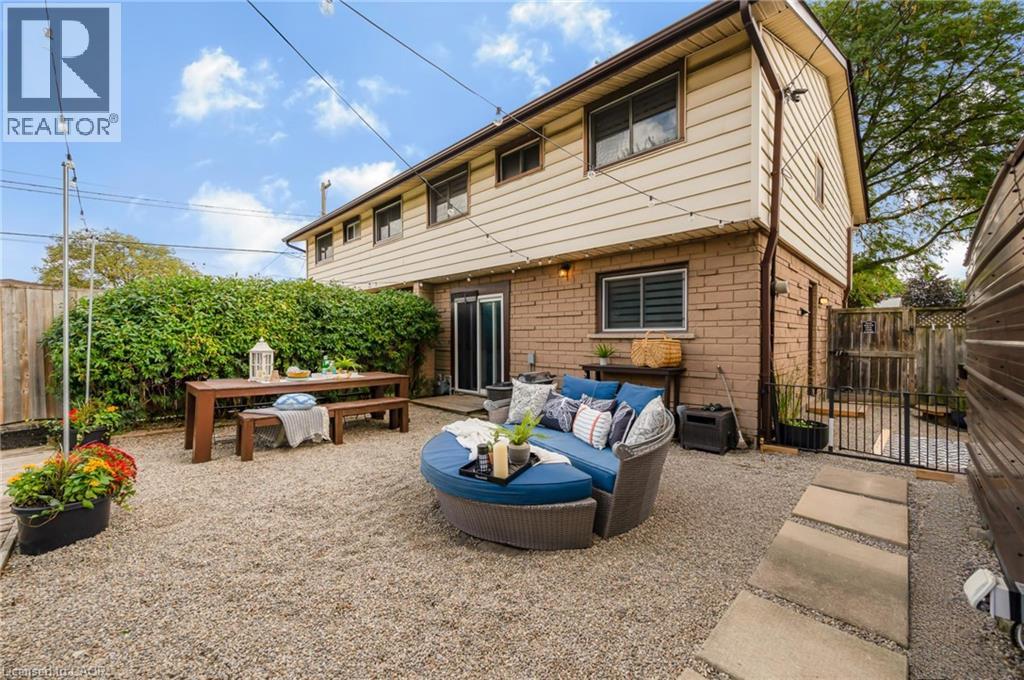 10 Goldfinch Road Property Photo 32