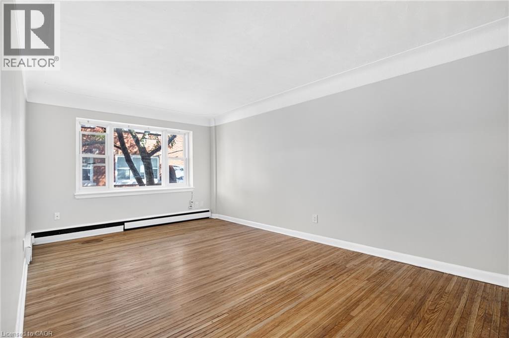 3 Applewood Avenue Unit# 3 Property Photo 6
