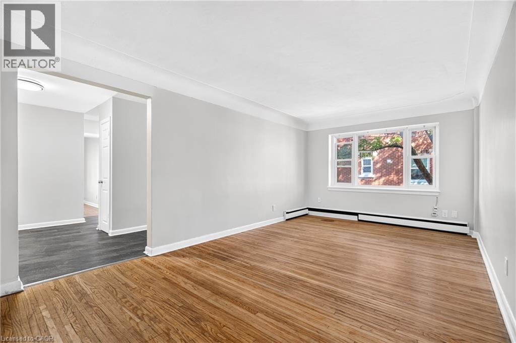 3 Applewood Avenue Unit# 3 Property Photo 7
