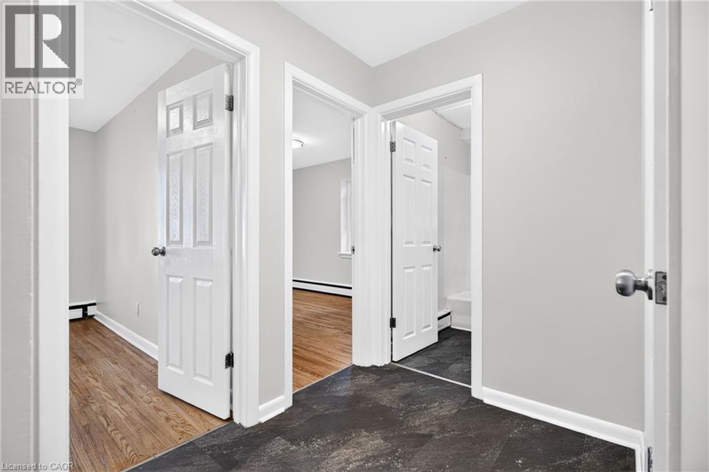 3 Applewood Avenue Unit# 3 Property Photo 13