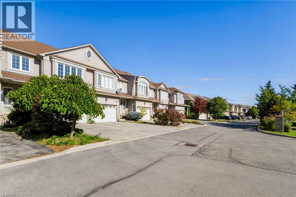 488 Stonehenge Drive Property Photo 1