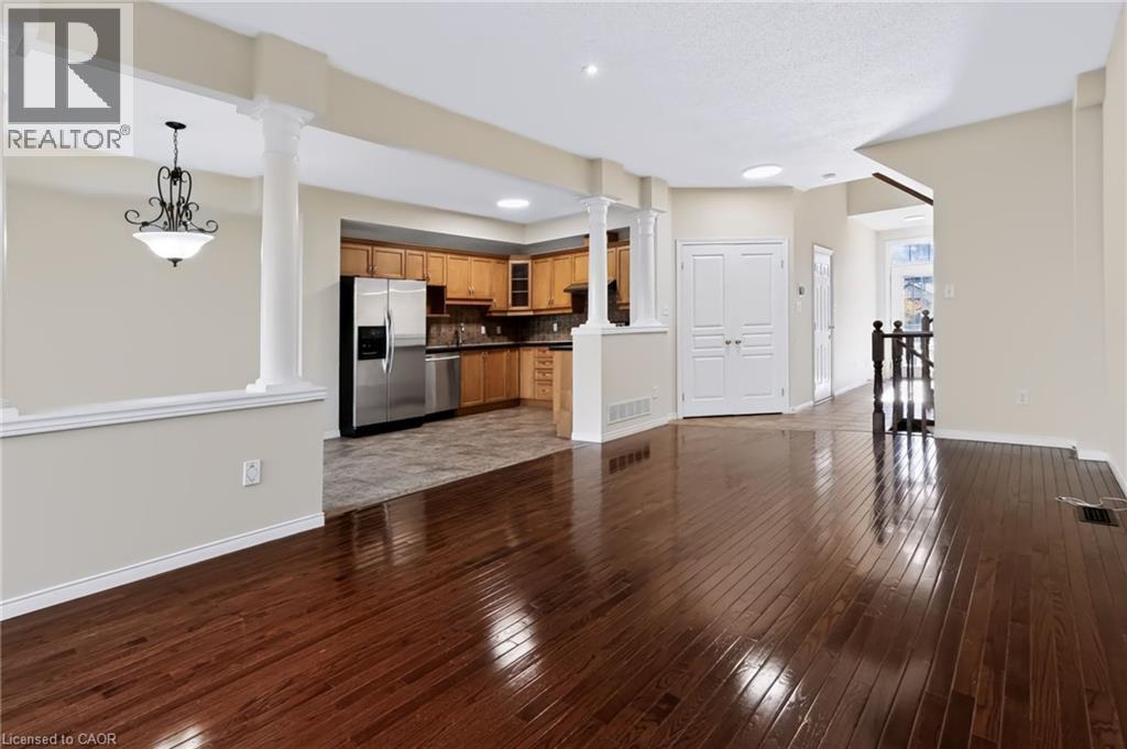 488 Stonehenge Drive Property Photo 11