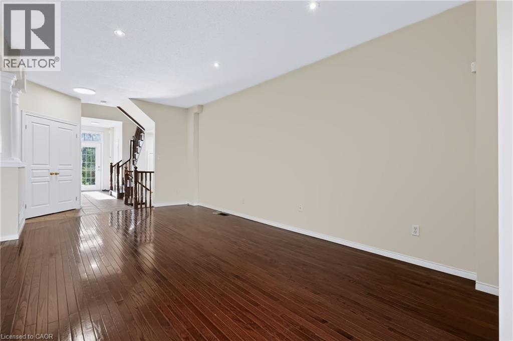 488 Stonehenge Drive Property Photo 12