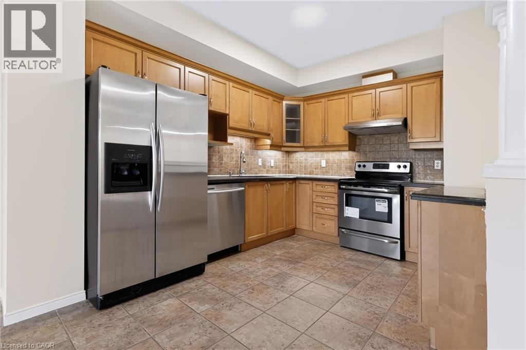 488 Stonehenge Drive Property Photo 14