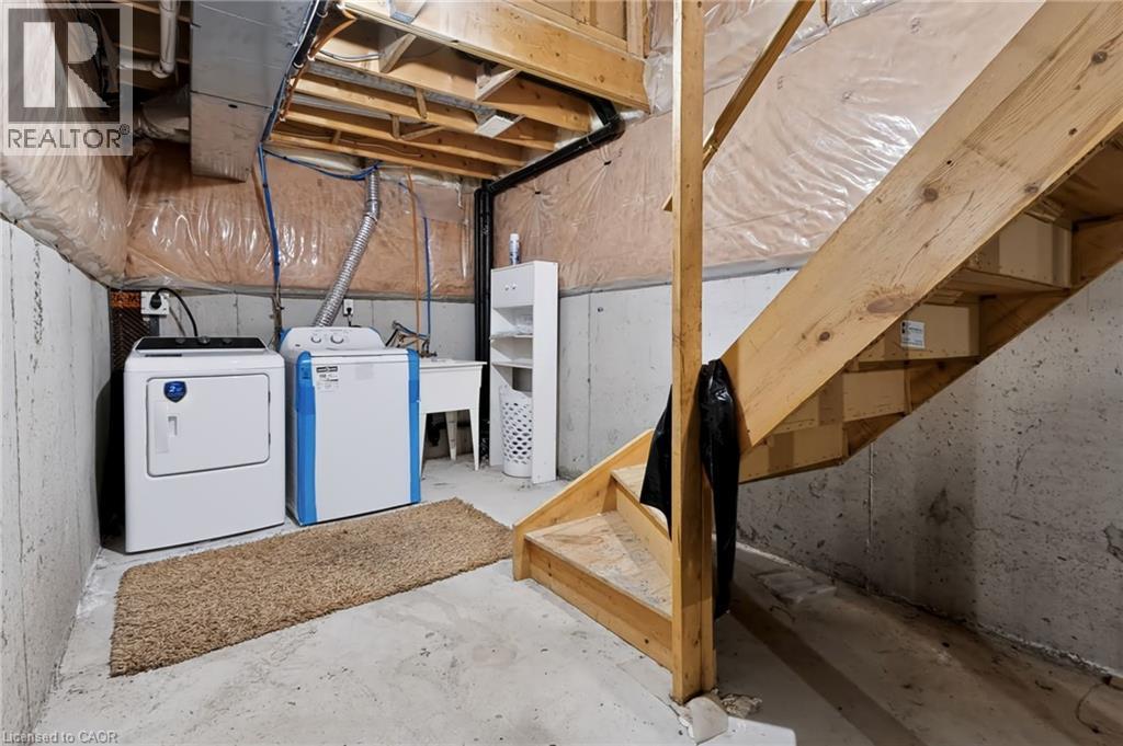 488 Stonehenge Drive Property Photo 30