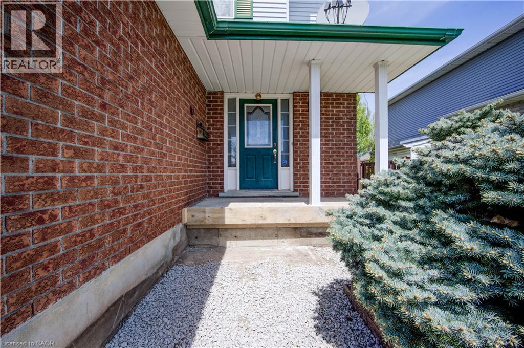 388 Rittenhouse Road Unit# Lower Property Photo 3