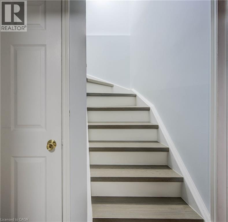388 Rittenhouse Road Unit# Lower Property Photo 11