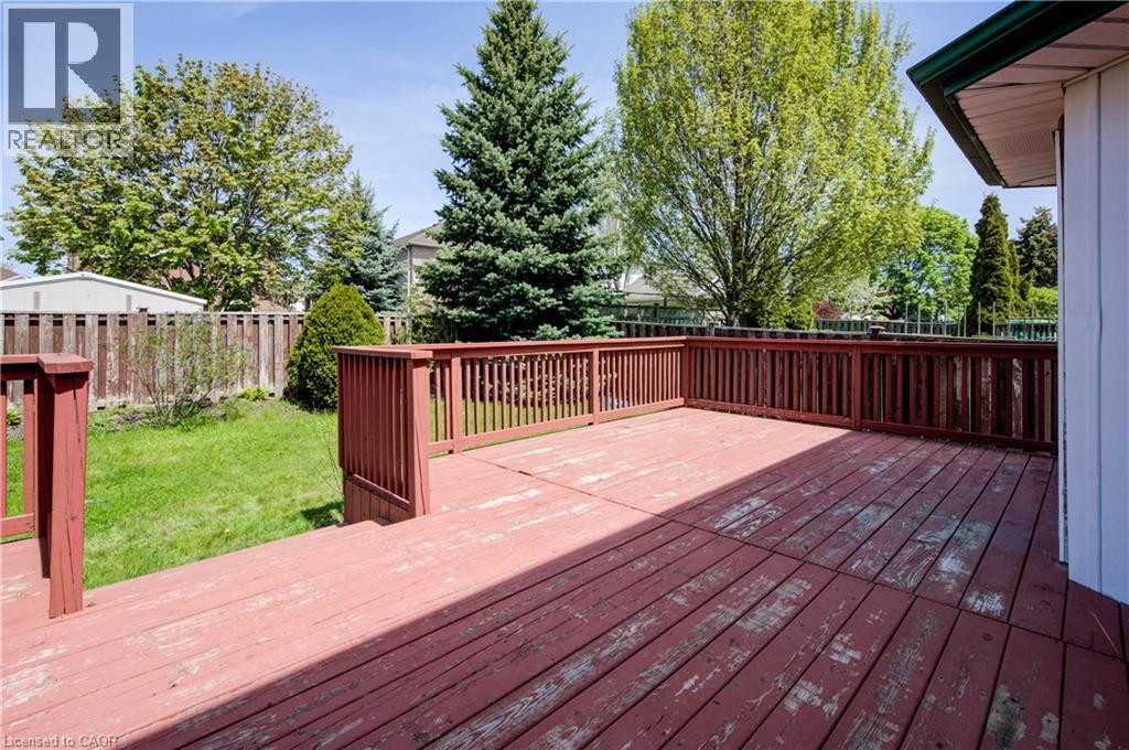 388 Rittenhouse Road Unit# Lower Property Photo 13