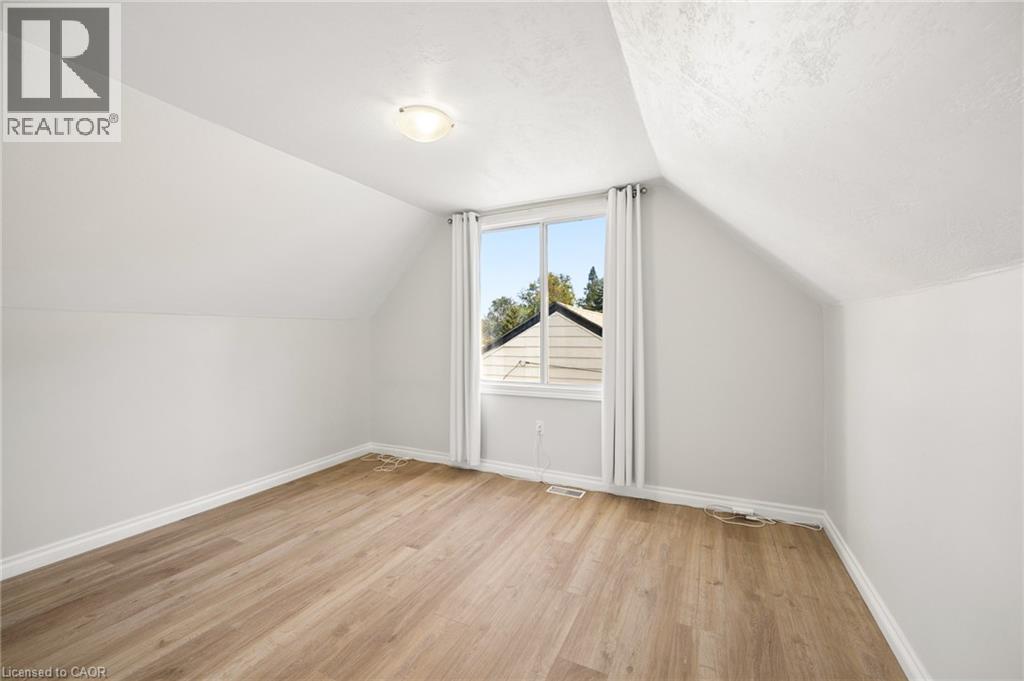 40 Perth Road Property Photo 21