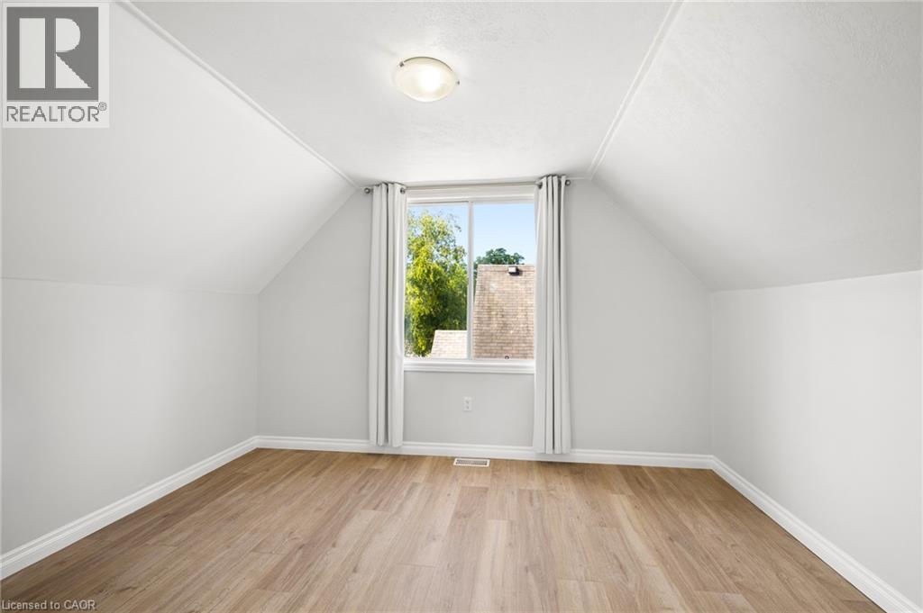 40 Perth Road Property Photo 23