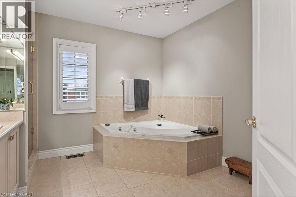 100 Beddoe Drive Unit# 101 Property Photo 25