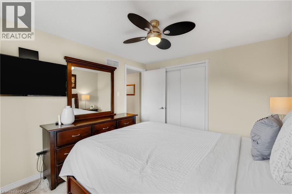 166 Martindale Crescent Property Photo 17