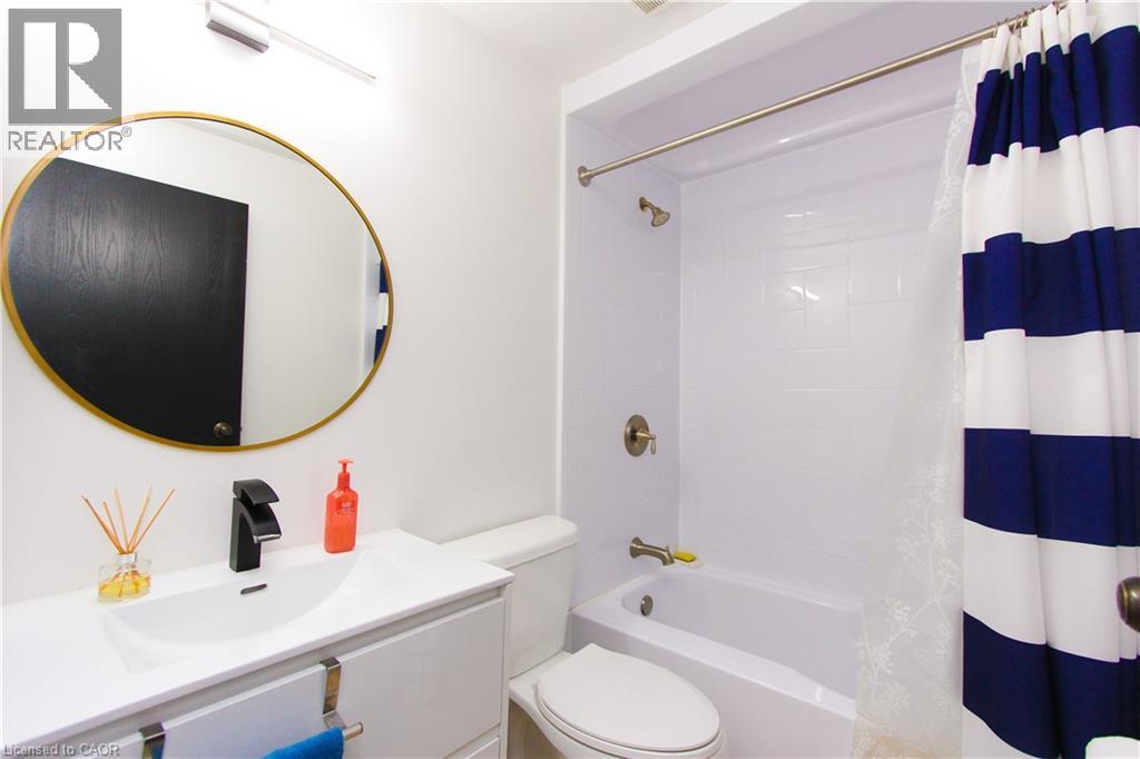 55 Green Valley Drive Unit# 1014 Property Photo 12