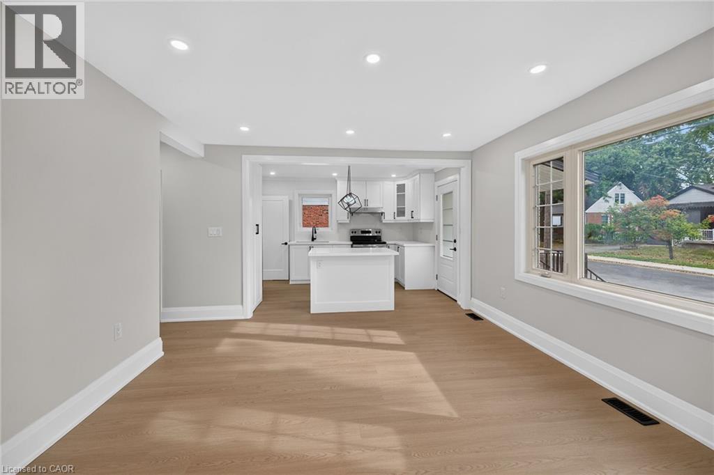 50 West 4th Street Property Photo 11