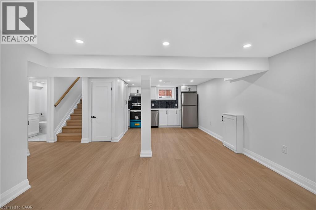 50 West 4th Street Property Photo 24