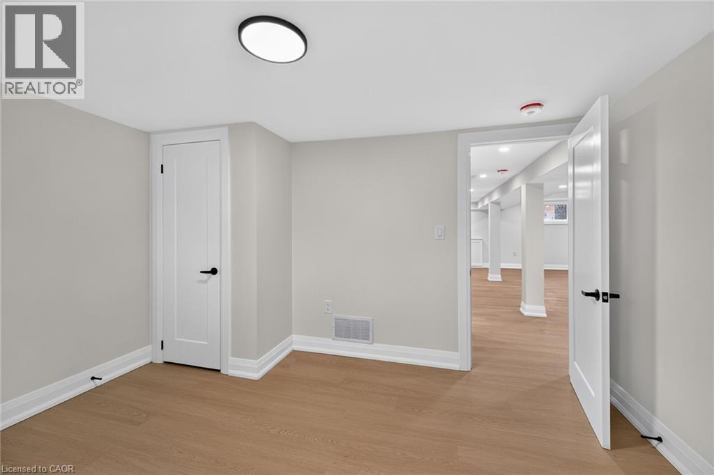 50 West 4th Street Property Photo 29