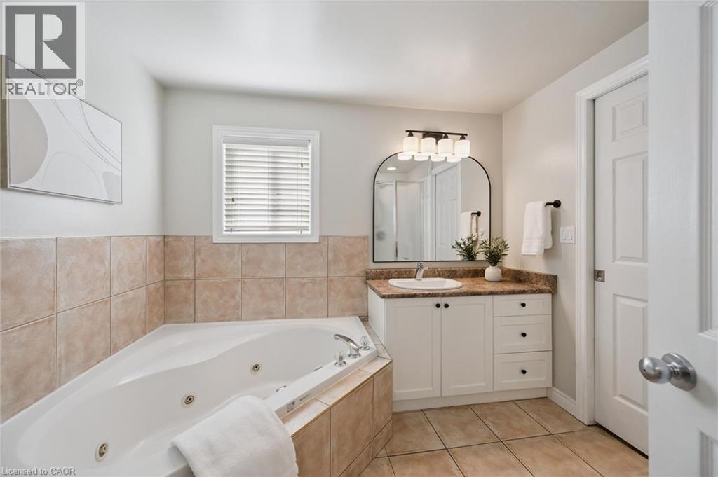 70 Inge Court Property Photo 28