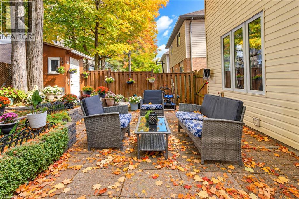 327 Oprington Place Property Photo 15