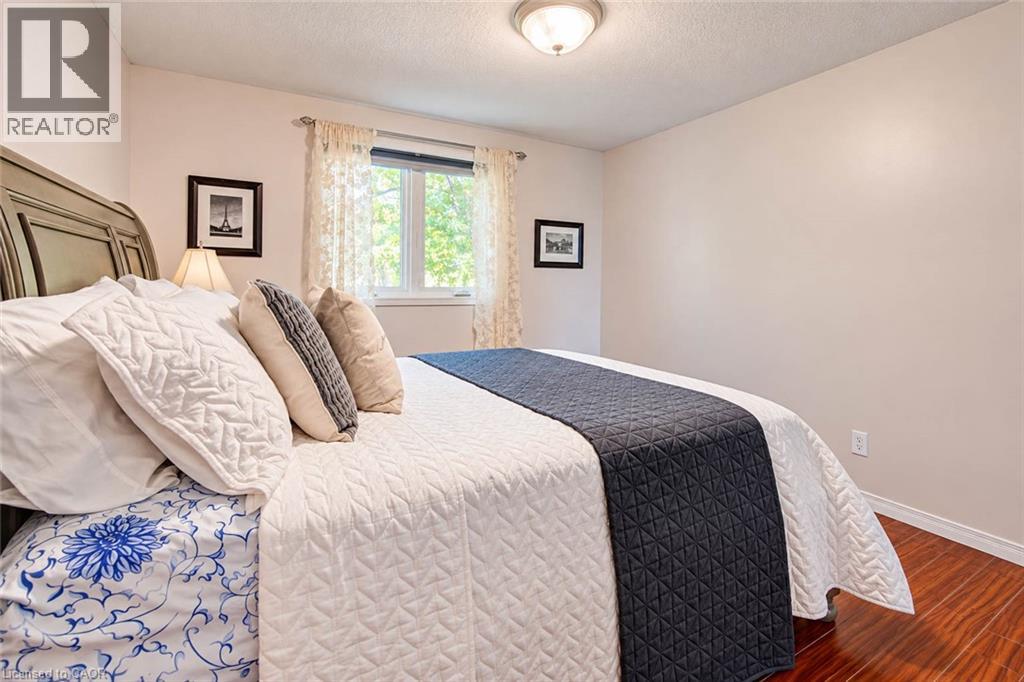 327 Oprington Place Property Photo 25