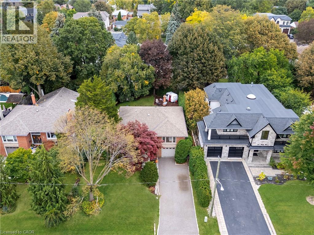 475 Willis Drive Property Photo 3