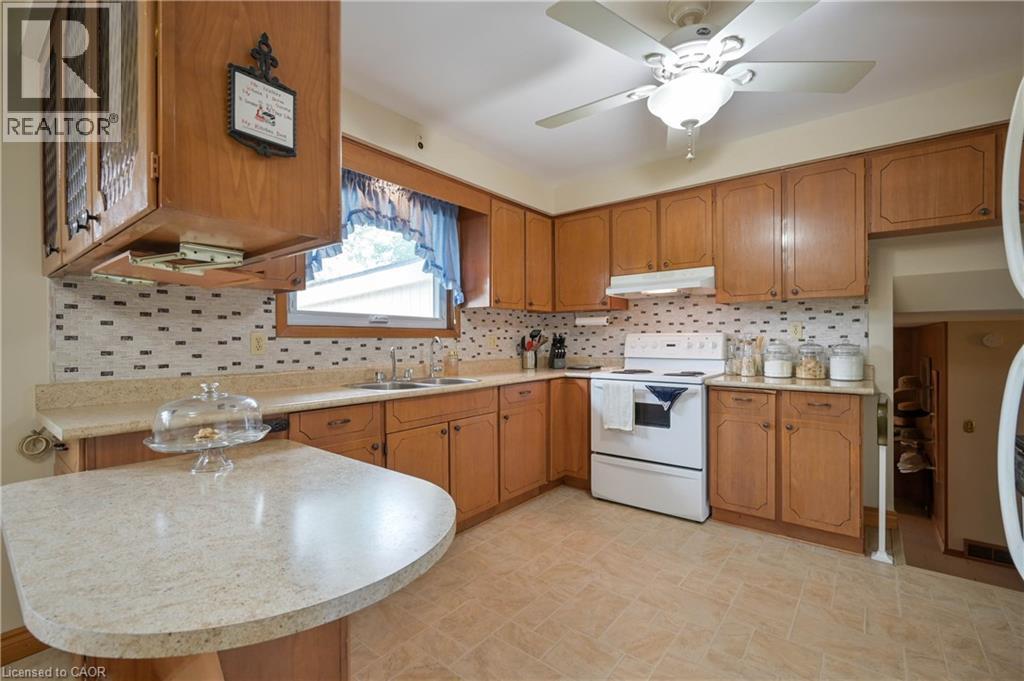 99 Lorraine Avenue Property Photo 10