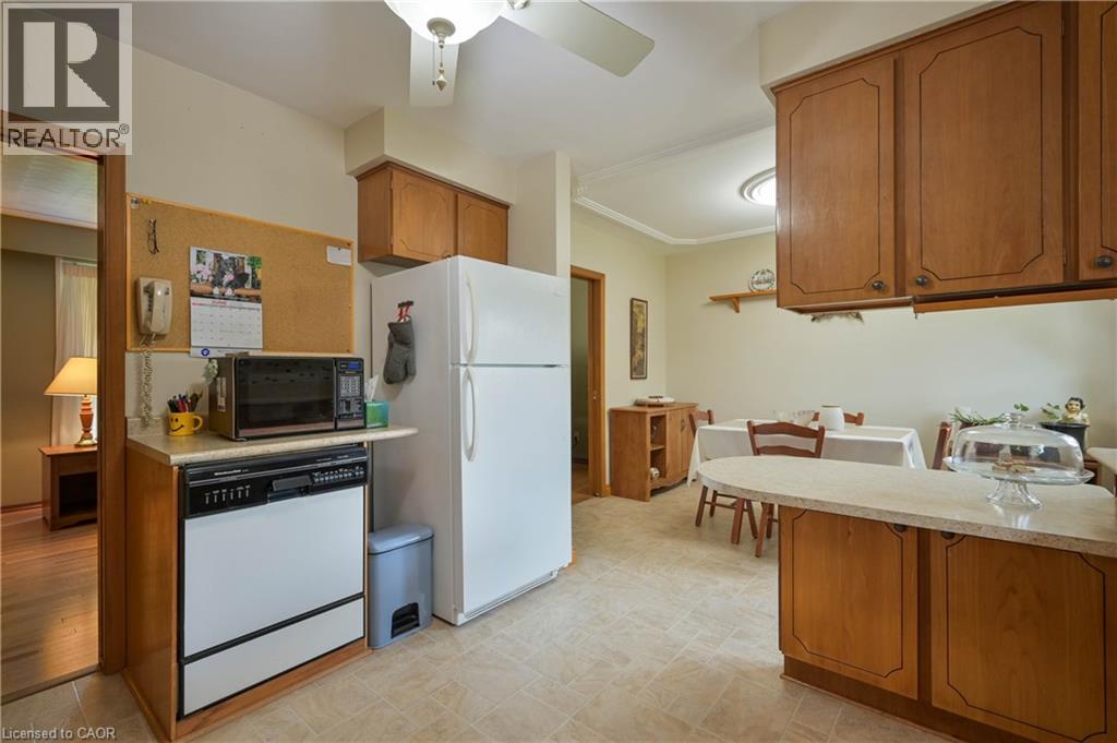 99 Lorraine Avenue Property Photo 12