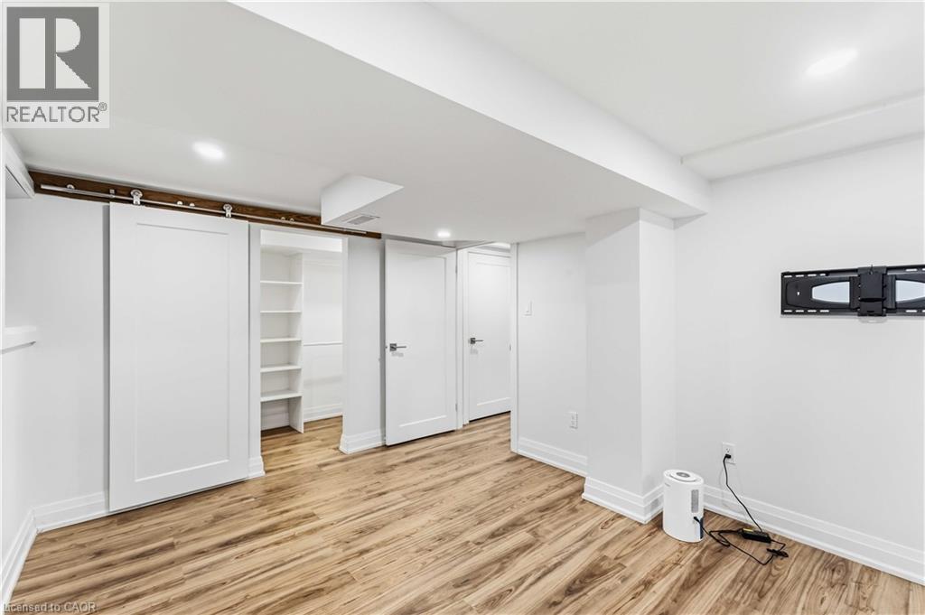 41 Sharon Avenue Unit# Basement Unit Property Photo 13