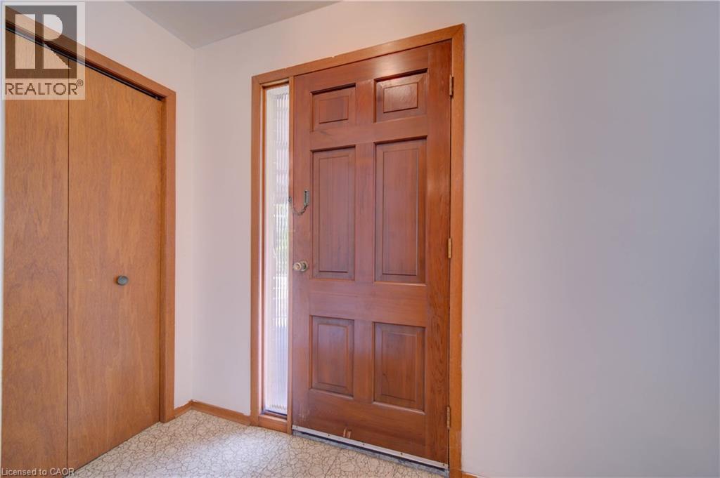 465 Herkimer Street Property Photo 5