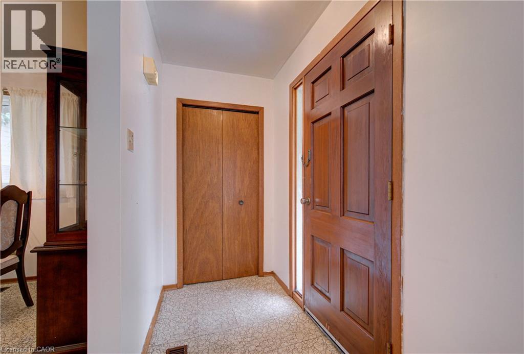 465 Herkimer Street Property Photo 6