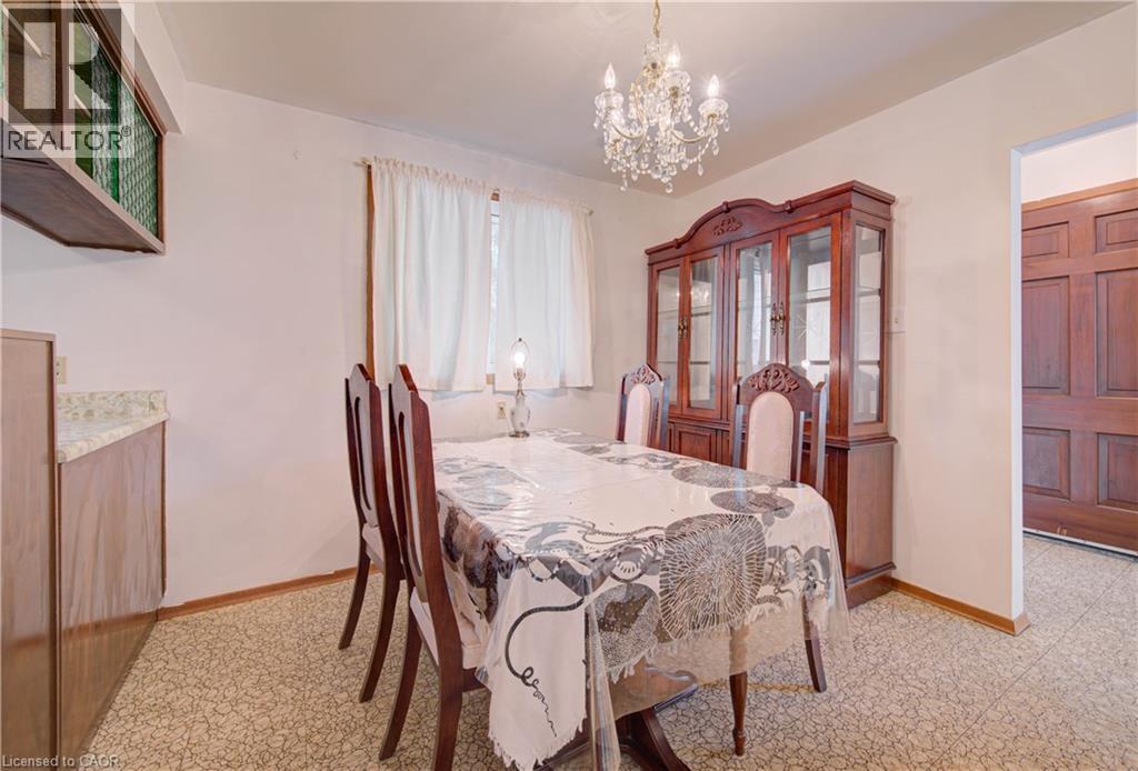 465 Herkimer Street Property Photo 8