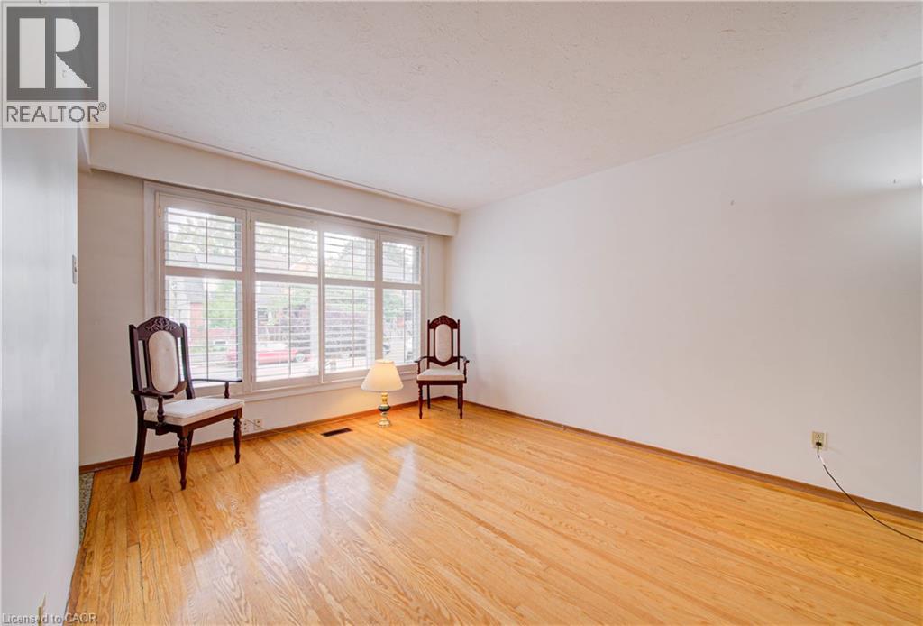 465 Herkimer Street Property Photo 20