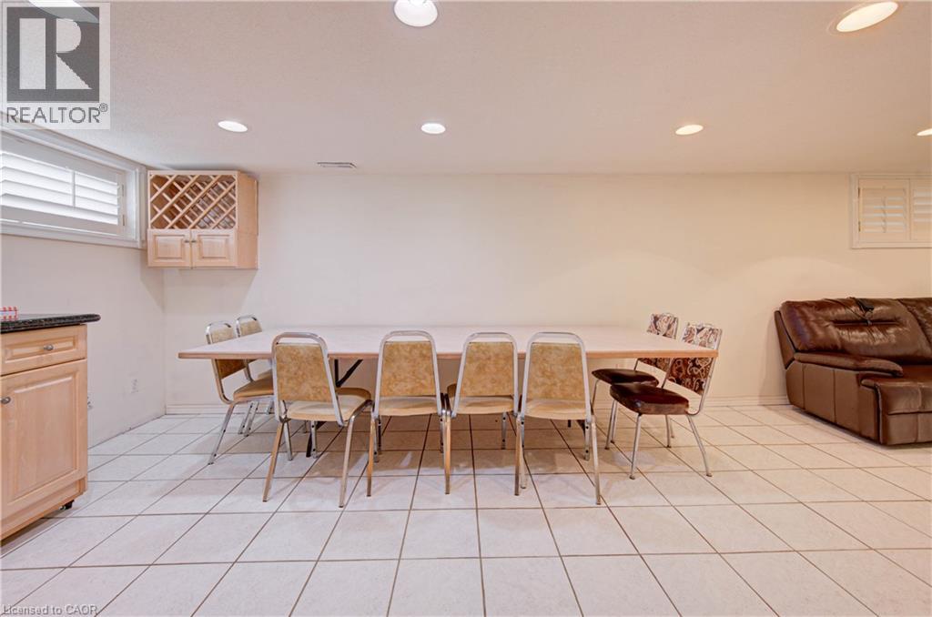 465 Herkimer Street Property Photo 28