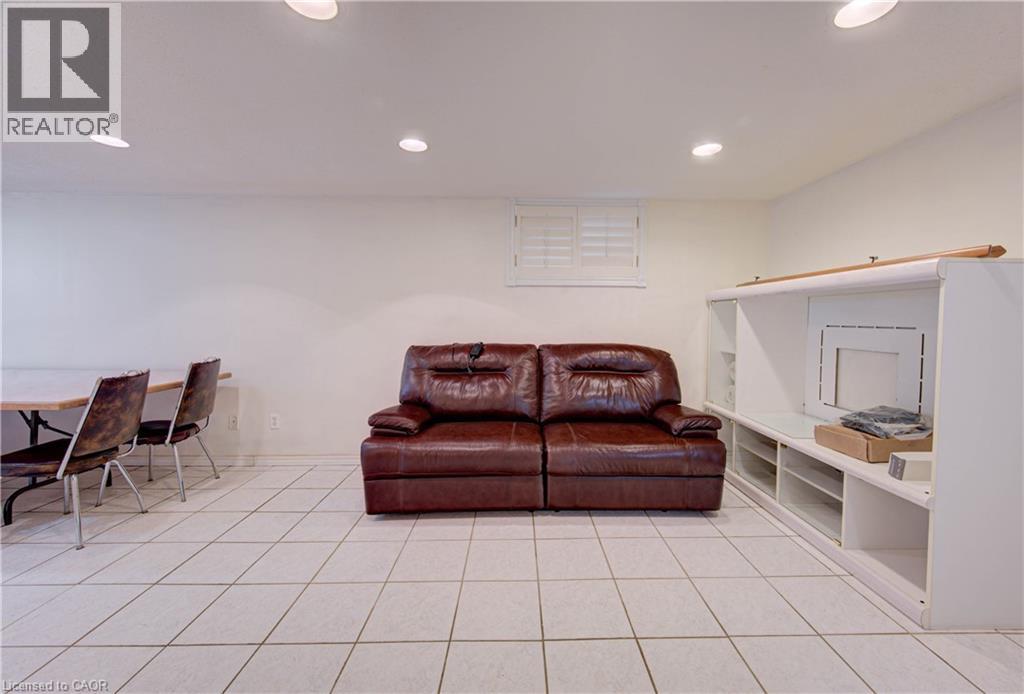 465 Herkimer Street Property Photo 30
