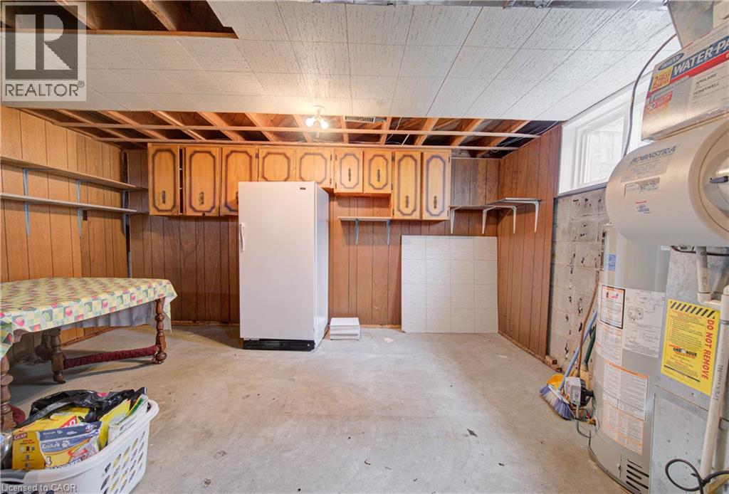 465 Herkimer Street Property Photo 33