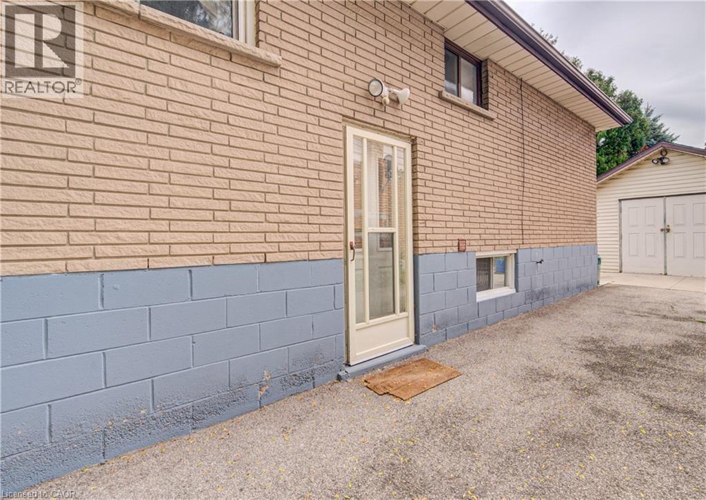 465 Herkimer Street Property Photo 38