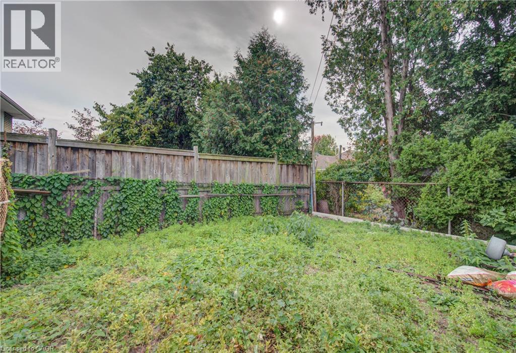 465 Herkimer Street Property Photo 45