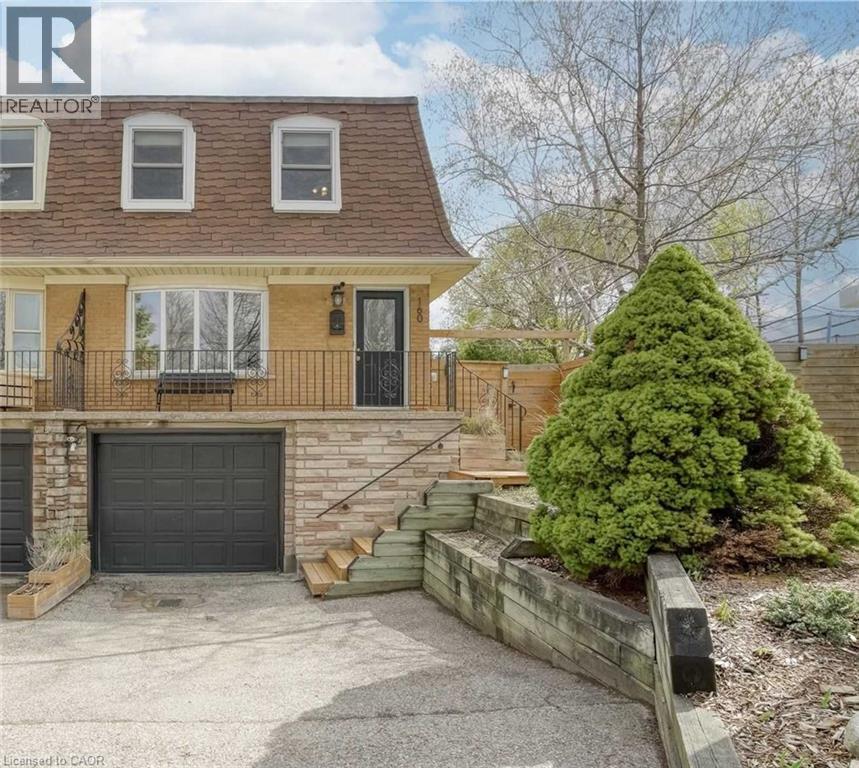 160 Breckenridge Drive Unit# Upper Property Photo 1