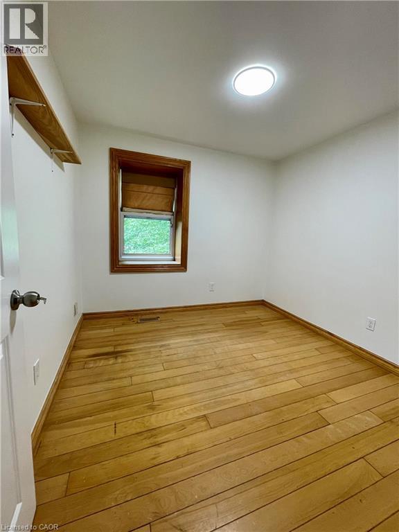 160 Breckenridge Drive Unit# Upper Property Photo 10