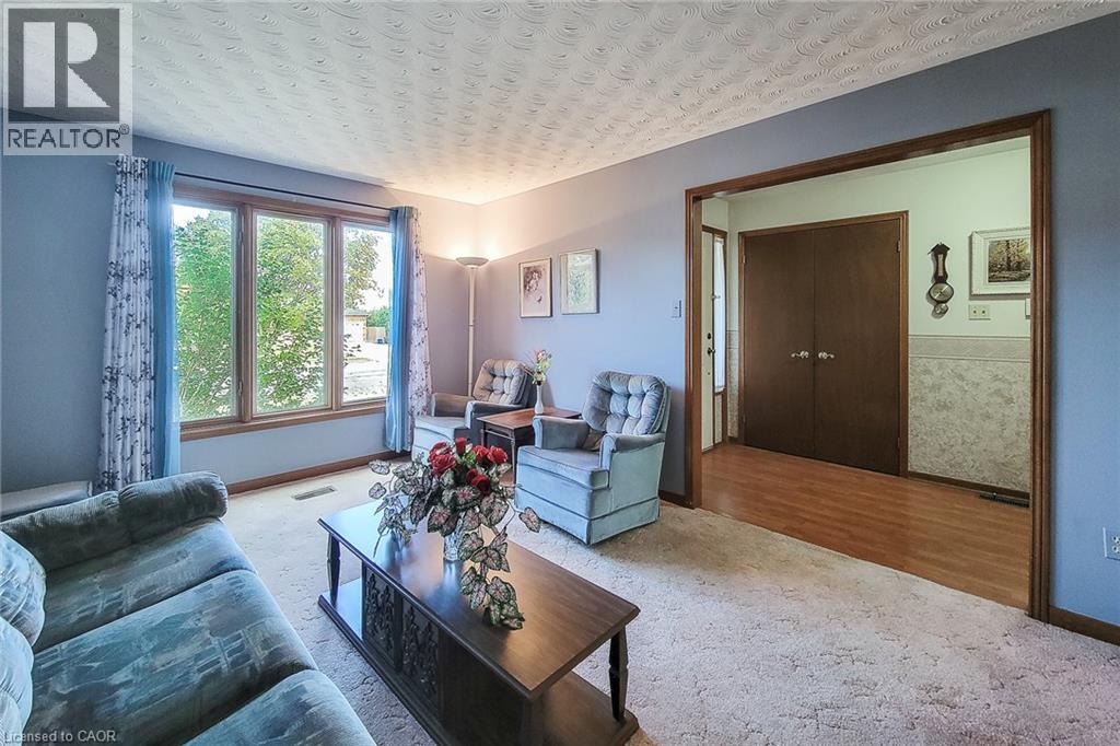 61 Highland Road Property Photo 10