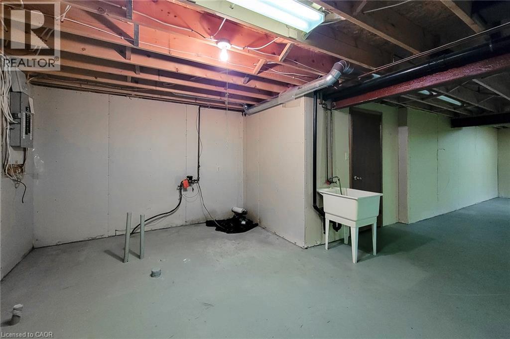 61 Highland Road Property Photo 40