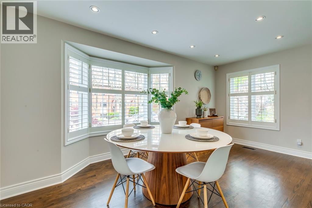 48 Forsythe Street Property Photo 15