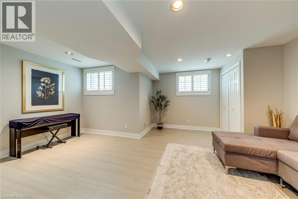 48 Forsythe Street Property Photo 42