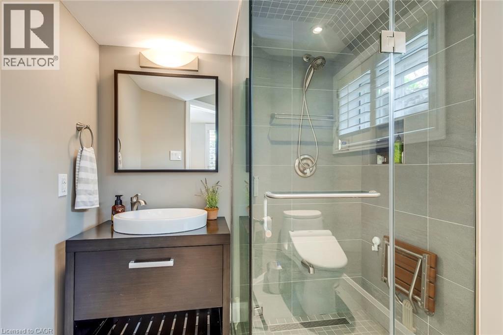 48 Forsythe Street Property Photo 45