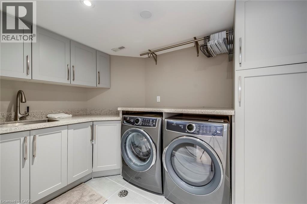 48 Forsythe Street Property Photo 47