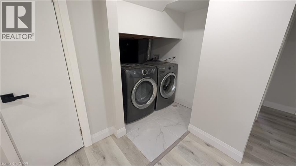 763 Upper Ottawa Street Property Photo 11