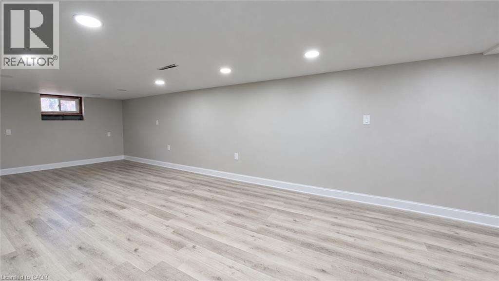 763 Upper Ottawa Street Property Photo 12