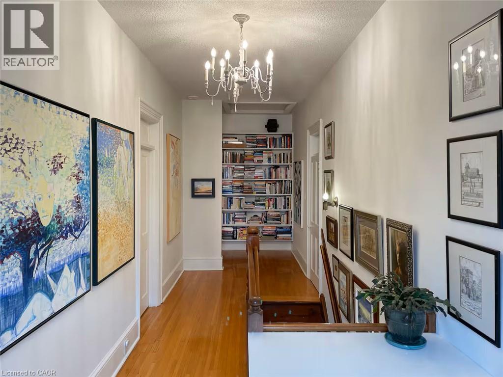 66 Park Hill Road E Property Photo 24