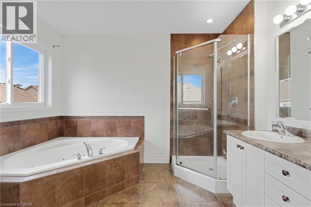 278 Thomas Slee Drive Property Photo 16