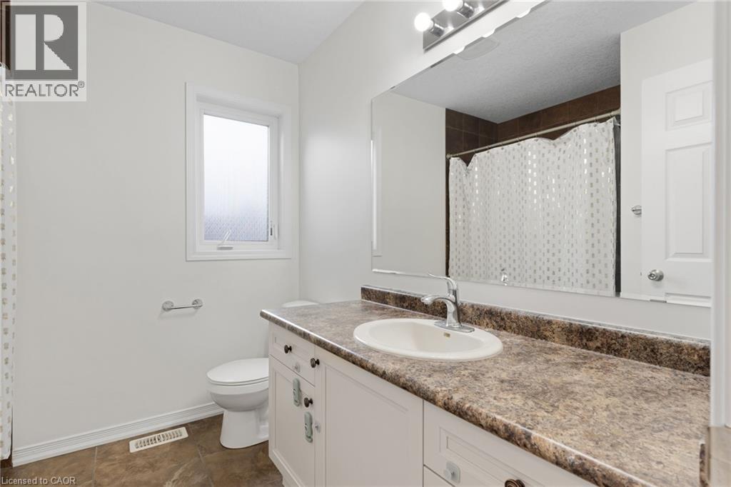 278 Thomas Slee Drive Property Photo 18