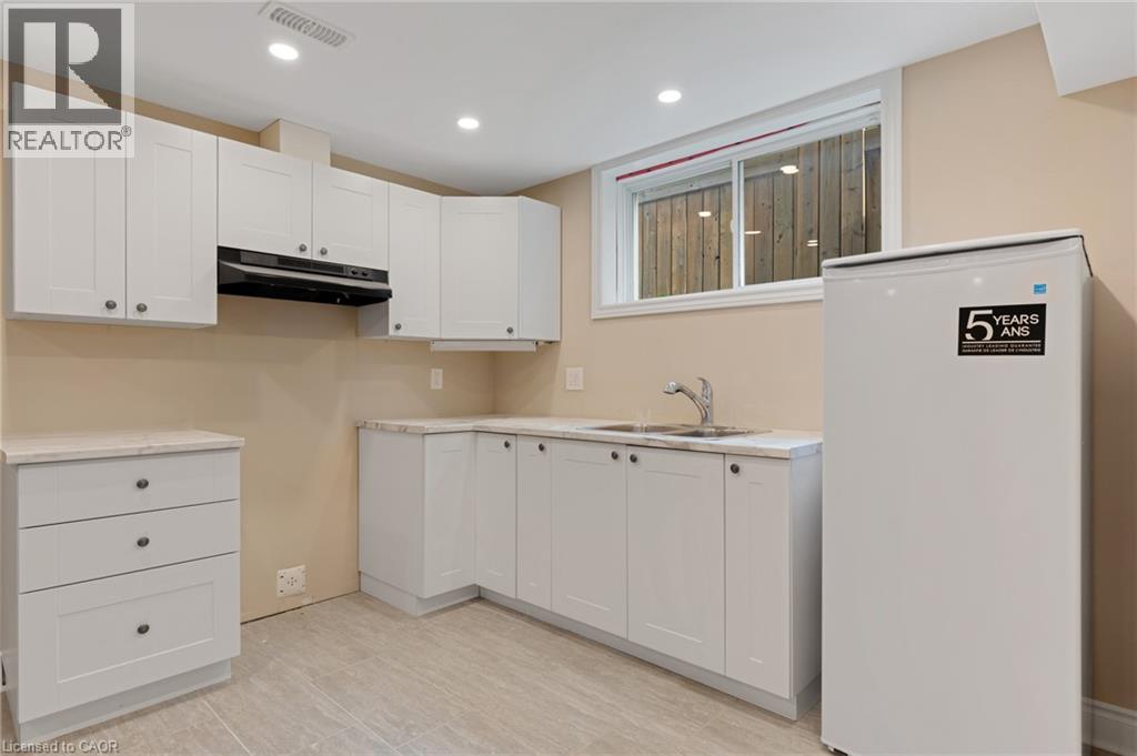 278 Thomas Slee Drive Property Photo 23
